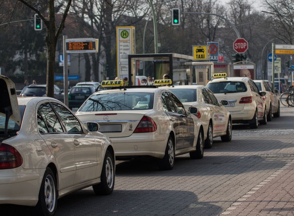 Reliable UK local taxi services in Evesham